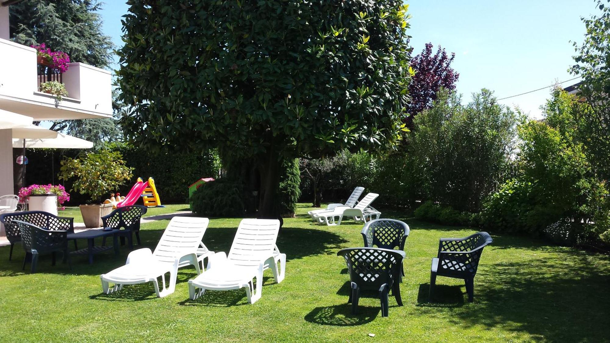 B&B Villa Bianca Sona Bagian luar foto