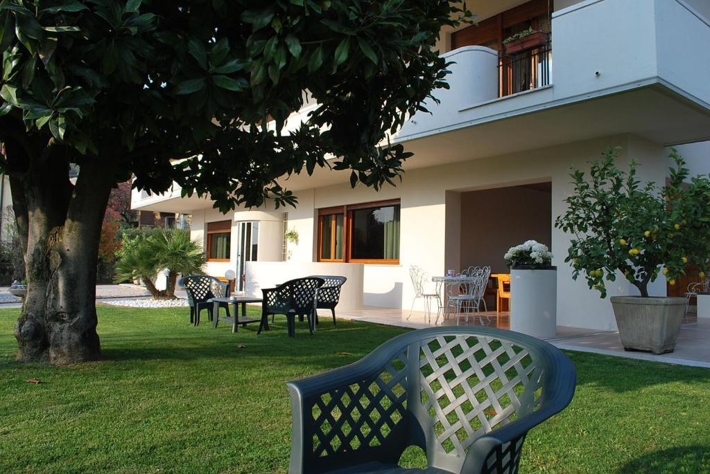 B&B Villa Bianca Sona Bagian luar foto