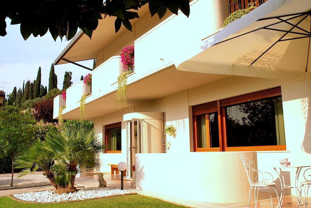 B&B Villa Bianca Sona Bagian luar foto