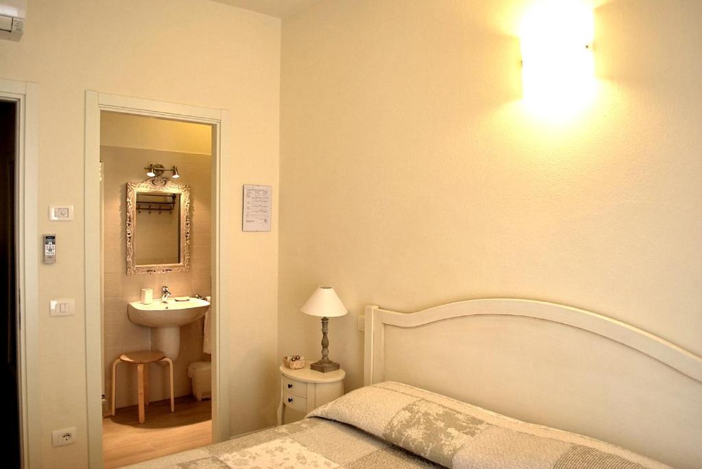 B&B Villa Bianca Sona Bagian luar foto