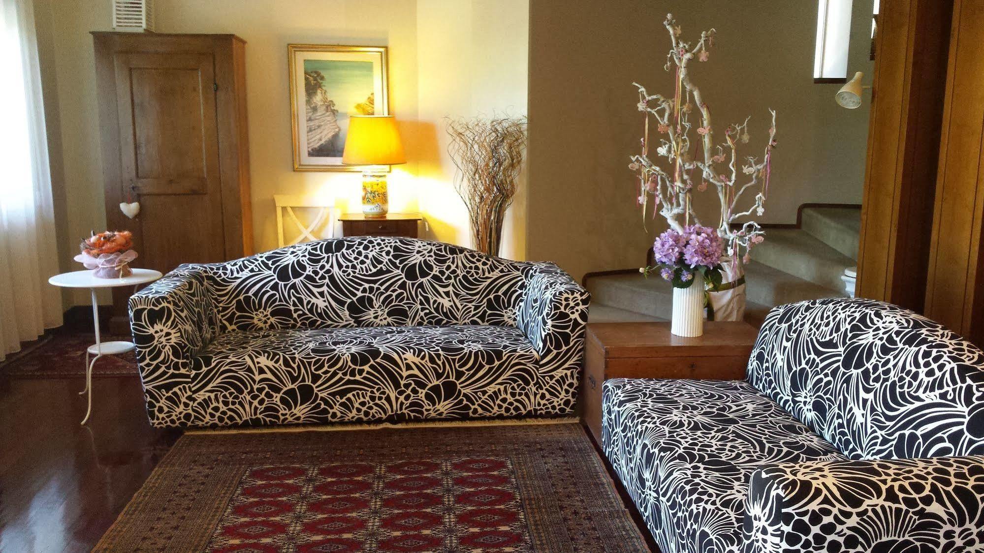 B&B Villa Bianca Sona Bagian luar foto