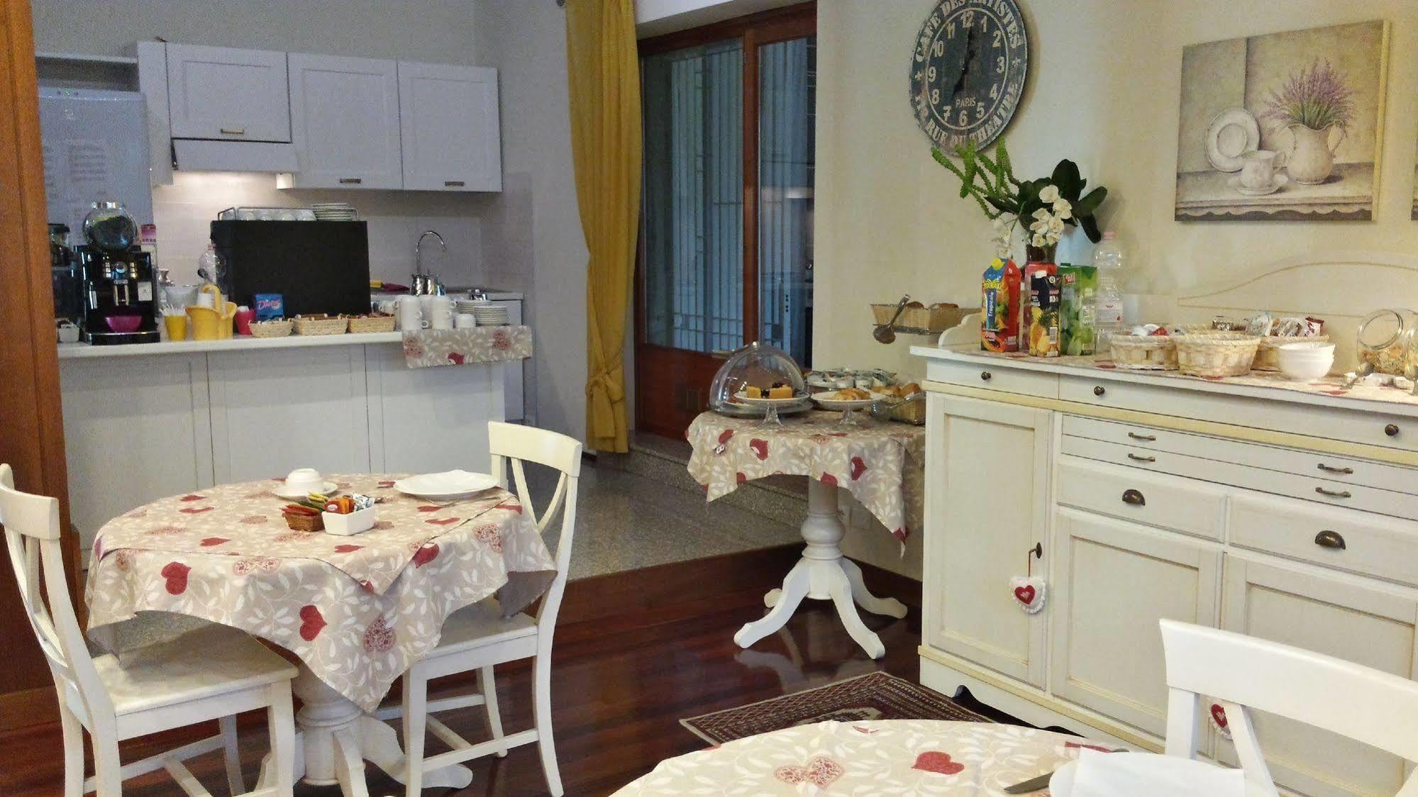 B&B Villa Bianca Sona Bagian luar foto