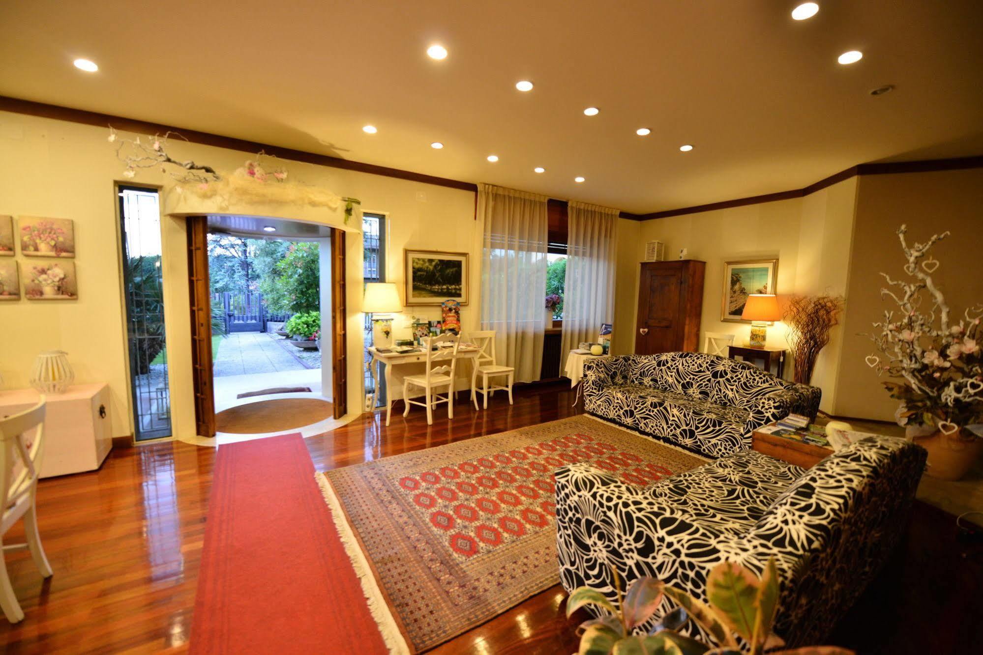 B&B Villa Bianca Sona Bagian luar foto